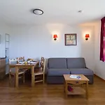 Garden & Evian -