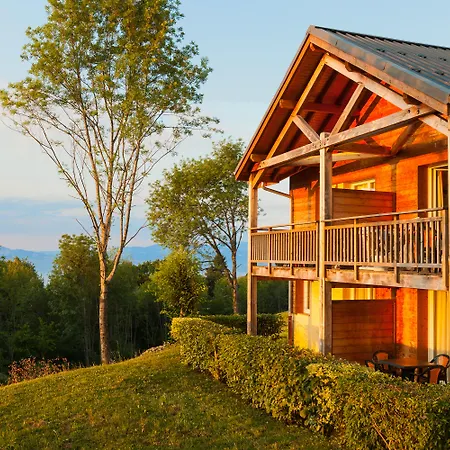 Garden & Evian -