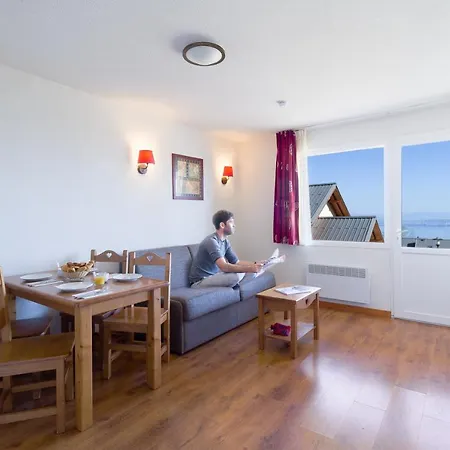Garden & Evian - Apartahotel