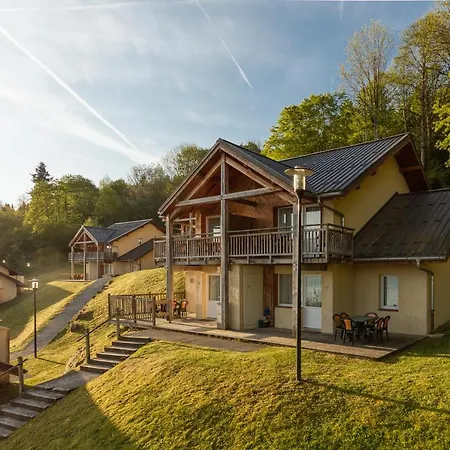 Garden & Evian -