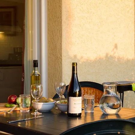 Apartahotel Garden & Evian -